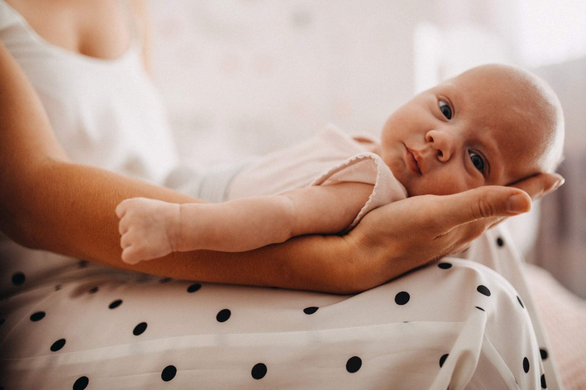 Bambini nati in aprile: cosa li rende unici — Famiglia
