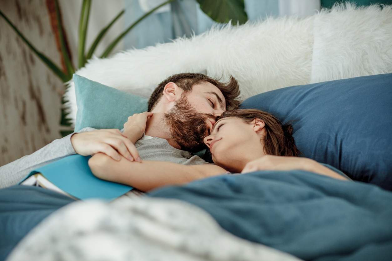 4 signes dans tes rêves qui indiquent que ta relation est en danger — Mode de vie