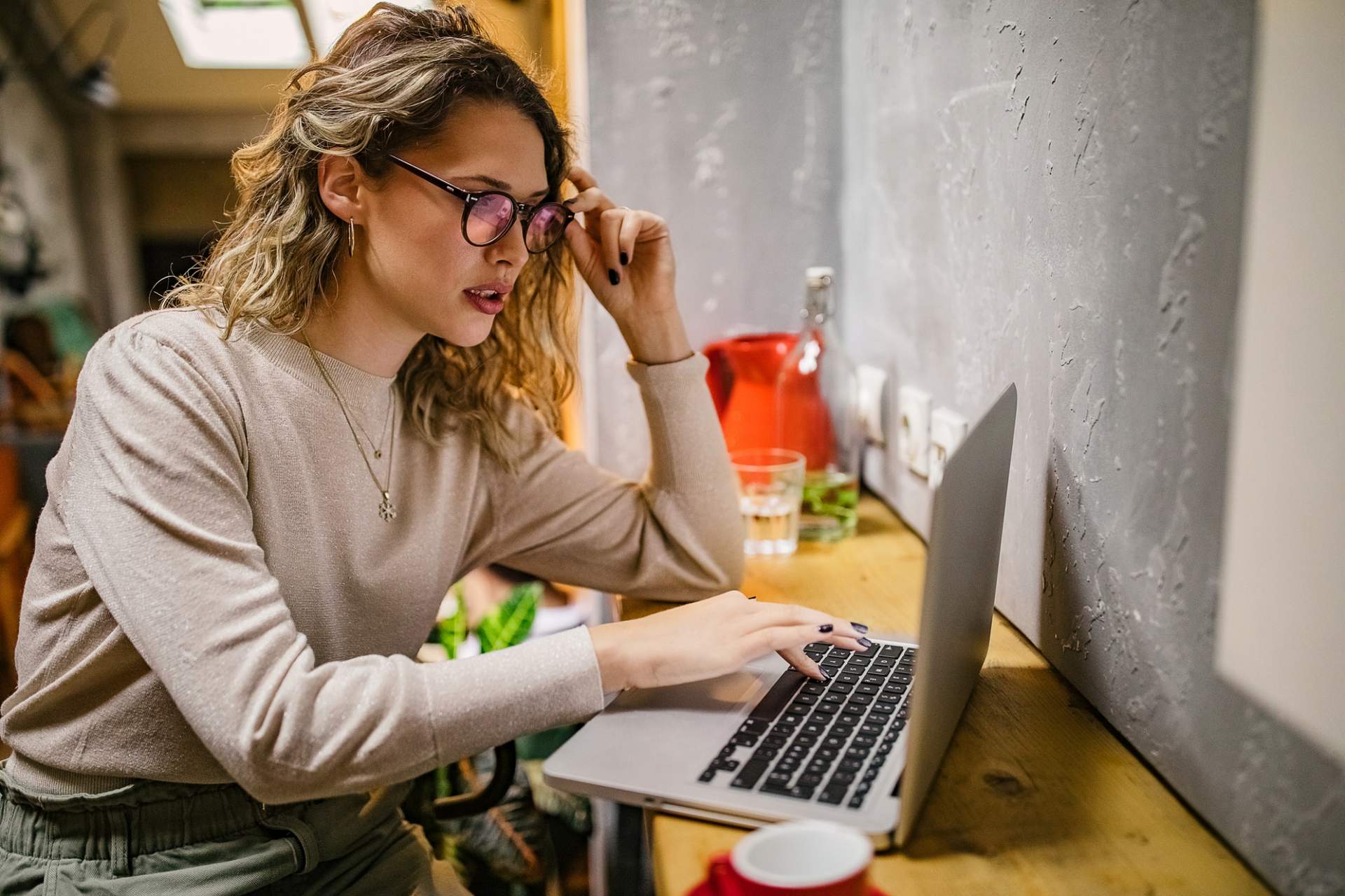 “Non mi hanno assunto per pensare” Storie incredibili di lamentele sul lavoro — Lifestyle