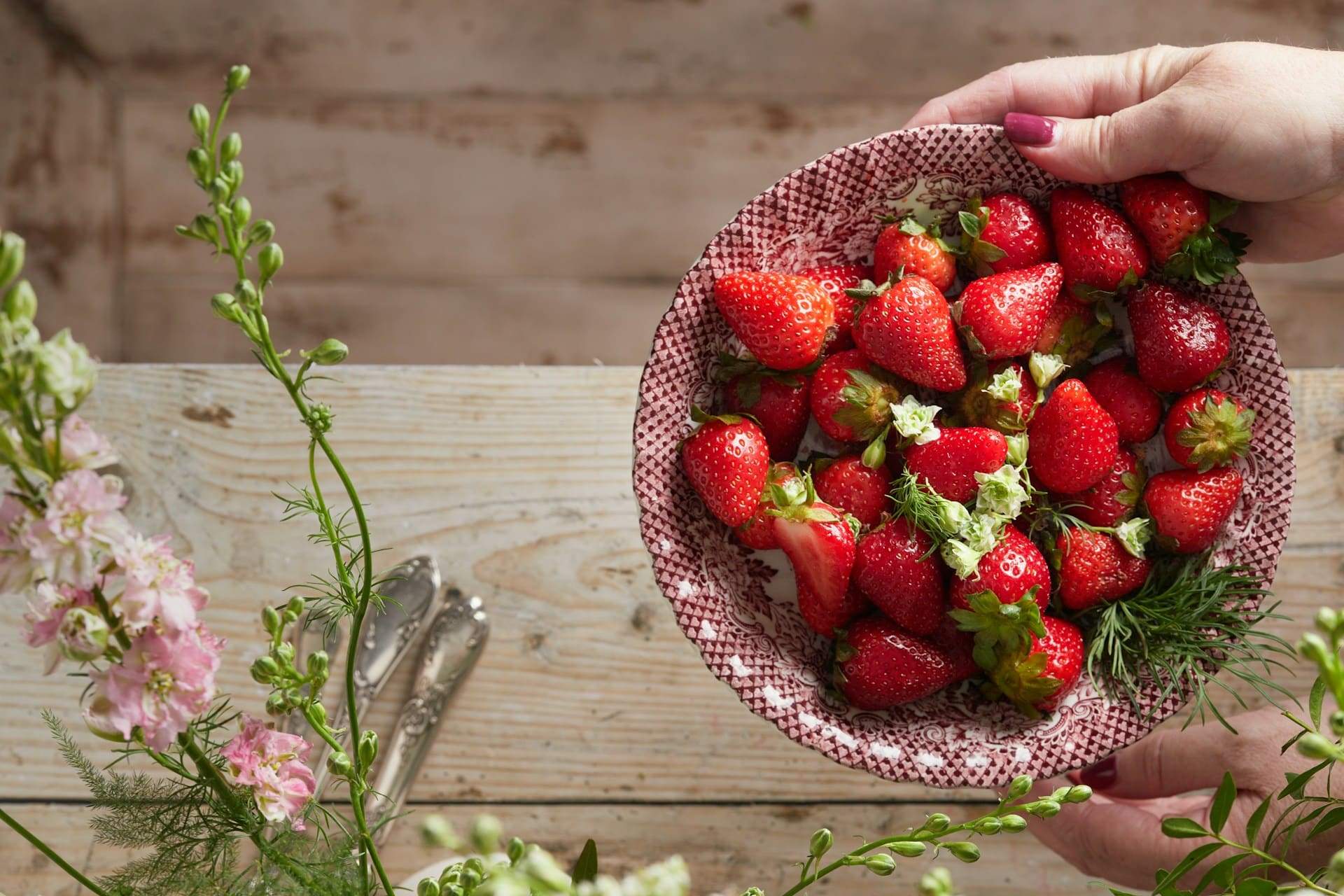 How to Freeze Strawberries to Enjoy Their Flavor Longer — Lifestyle