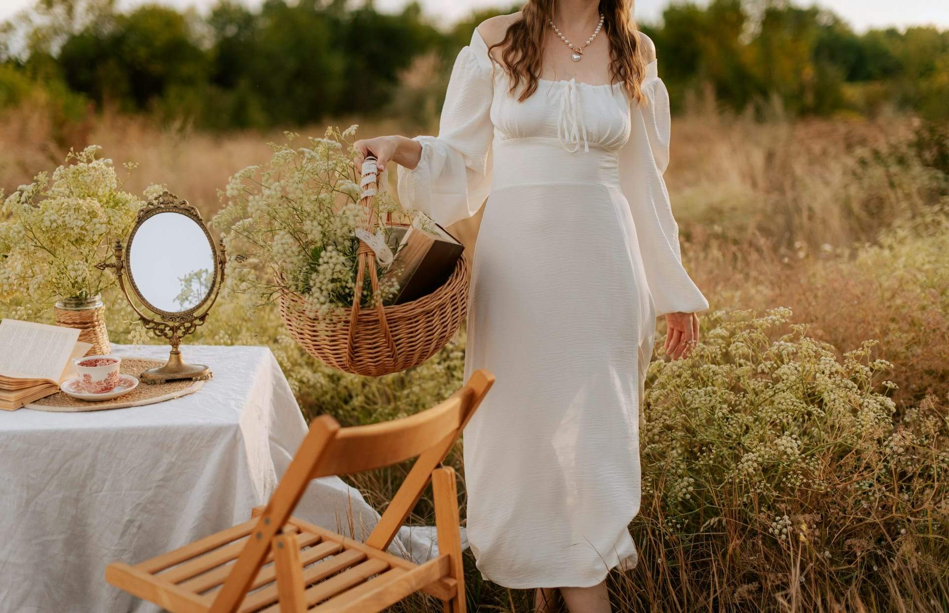 Il vestito bianco è il protagonista assoluto – come evitare che il tuo look sia noioso — Moda