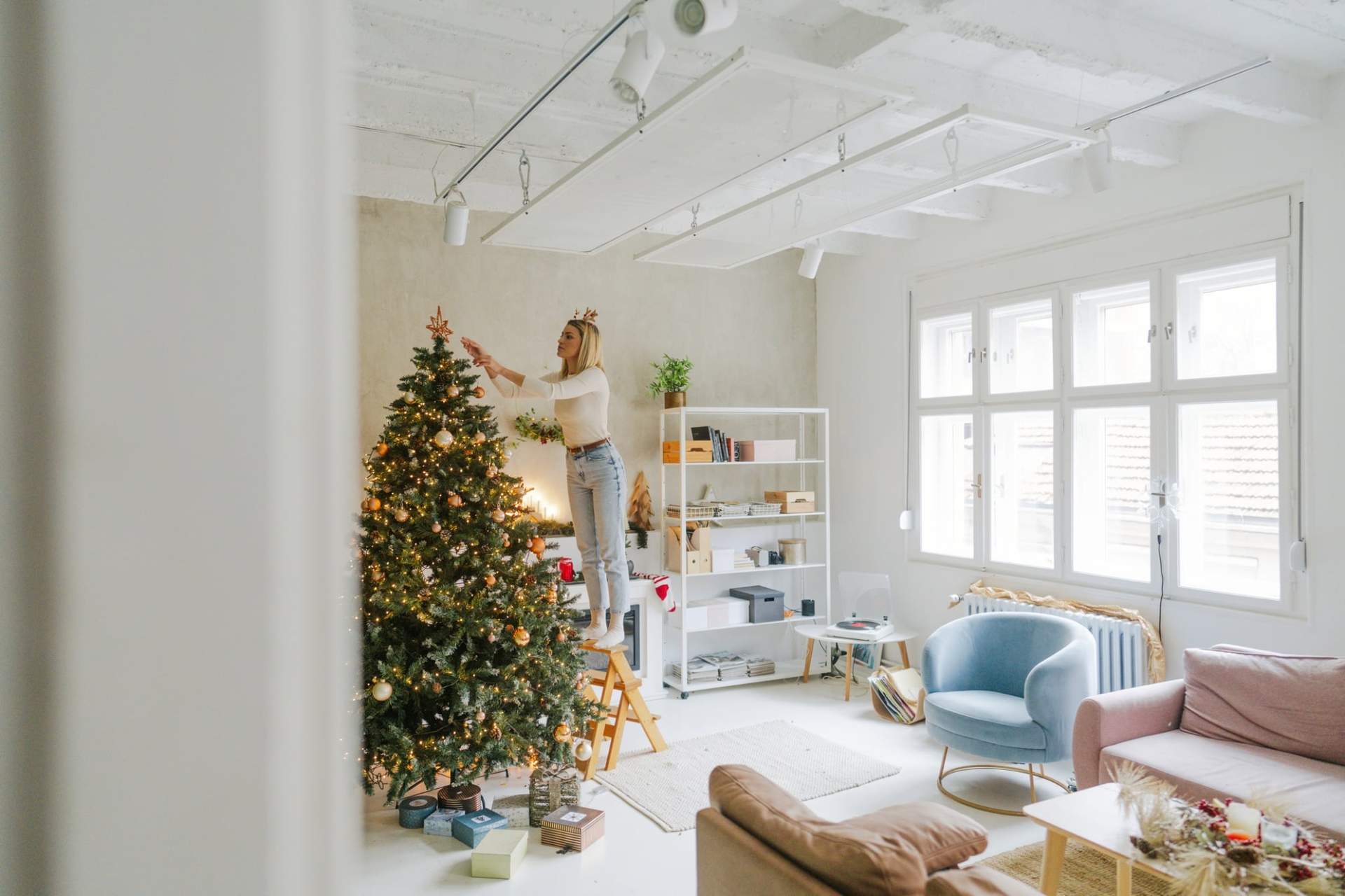 5 trucchi collaudati per far durare più a lungo il tuo albero di Natale — Arredo