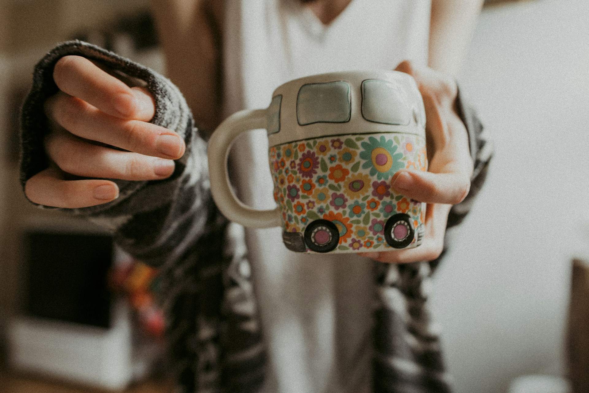 Dans quelle tasse bois-tu ? Ce qu’elle révèle de toi va te surprendre — Décoration