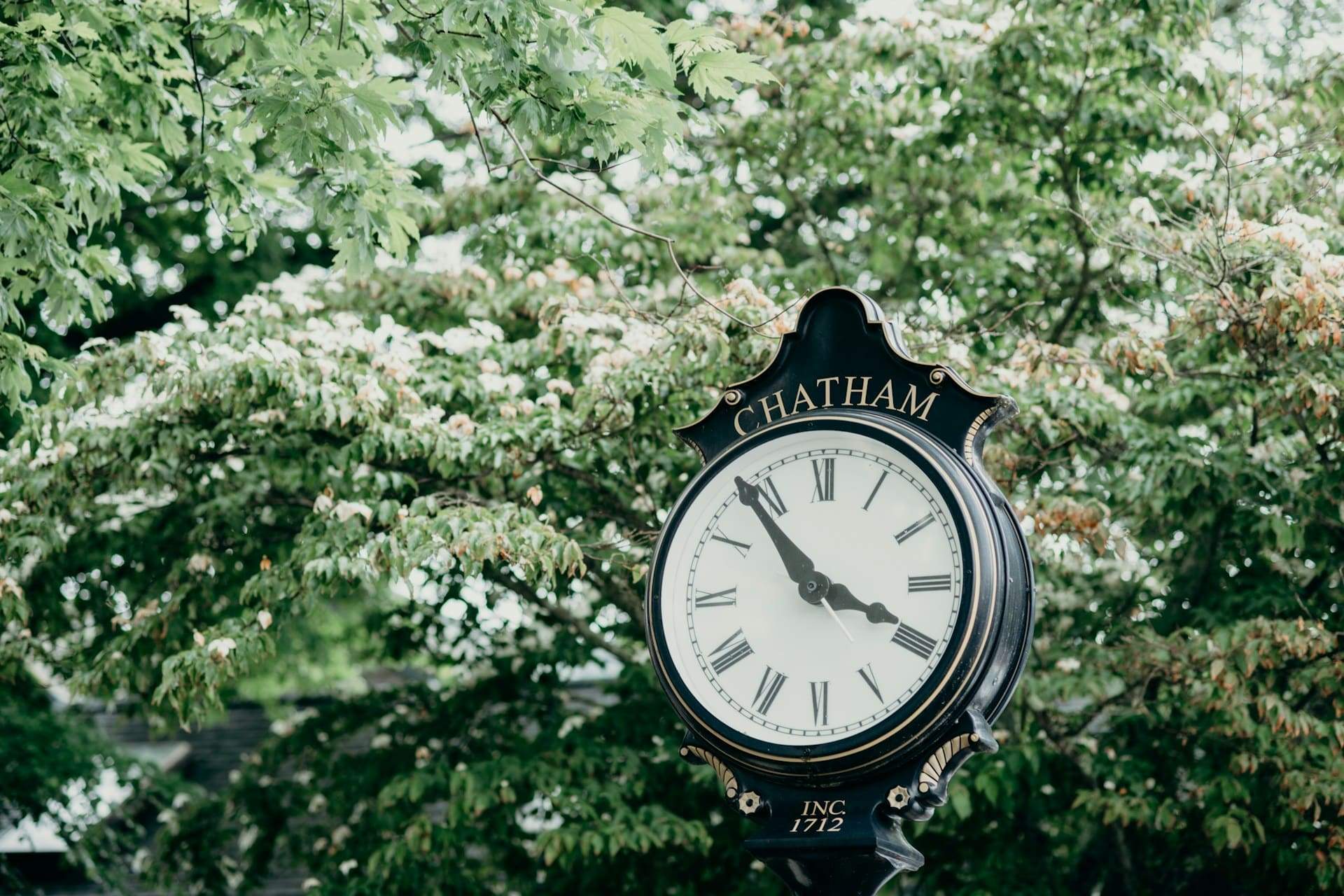 4 positive und 4 negative Auswirkungen der Zeitumstellung im Frühling auf deinen Körper — Gesundheit
