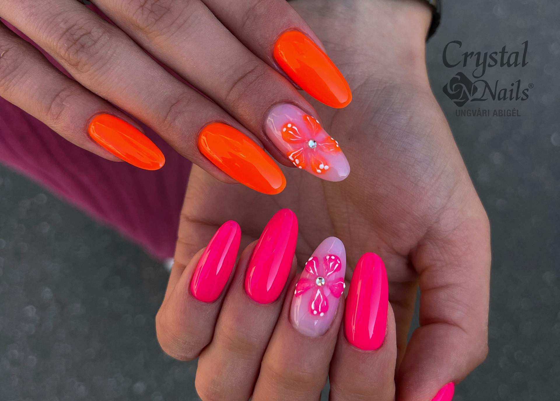 Secondo una nail artist esperta, questa forma di unghie allunga di più le dita — Stile
