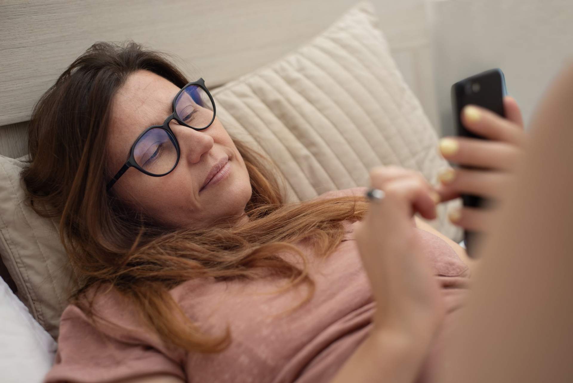 "Not Enough Nice, Kind Guys" – Women Over 40 Share Their Online Dating Stories — Relationship
