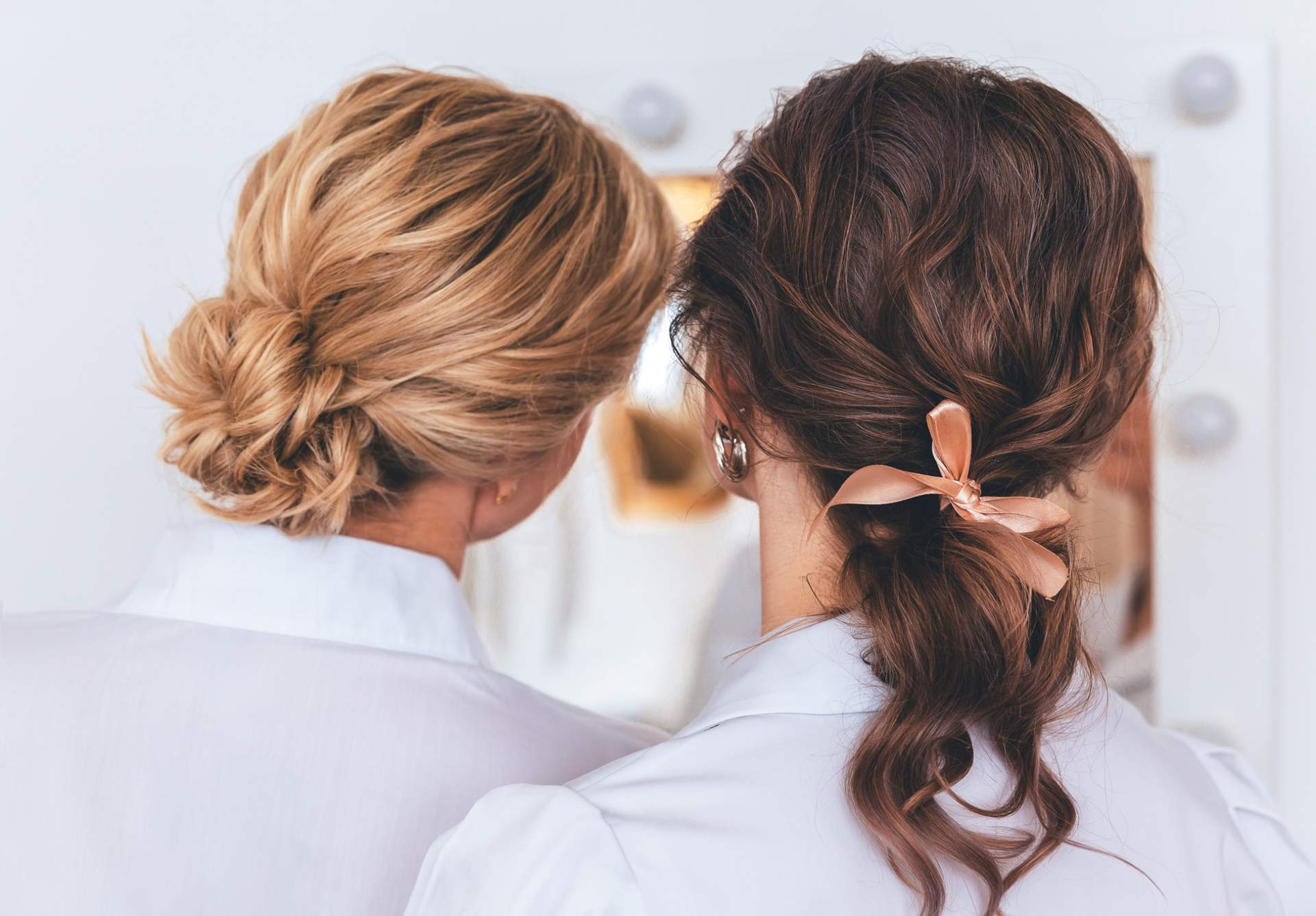 10 acconciatura elegante per il periodo dell’Avvento, perfetta anche nei giorni feriali — Capelli