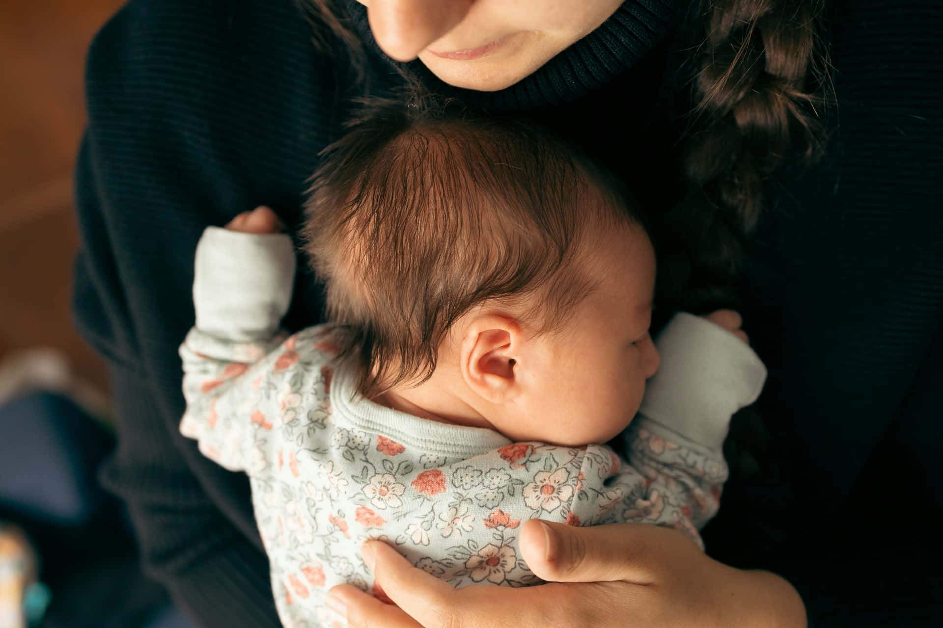 “I bambini ti ringiovaniscono davvero” – Mamme over 40 raccontano la loro esperienza — Famiglia