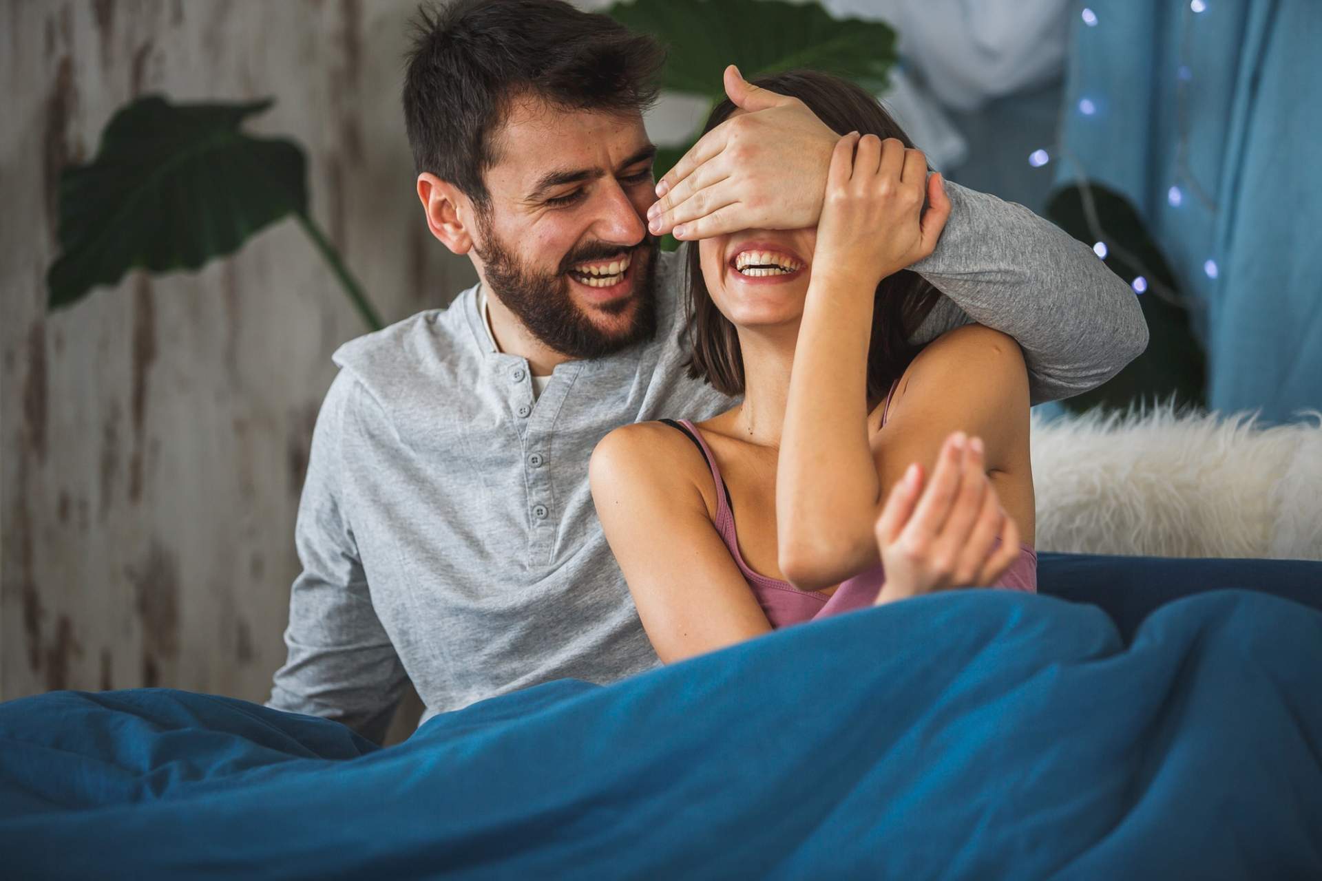 Liebe macht wirklich blind – und das hat einen evolutionären Grund — Beziehung