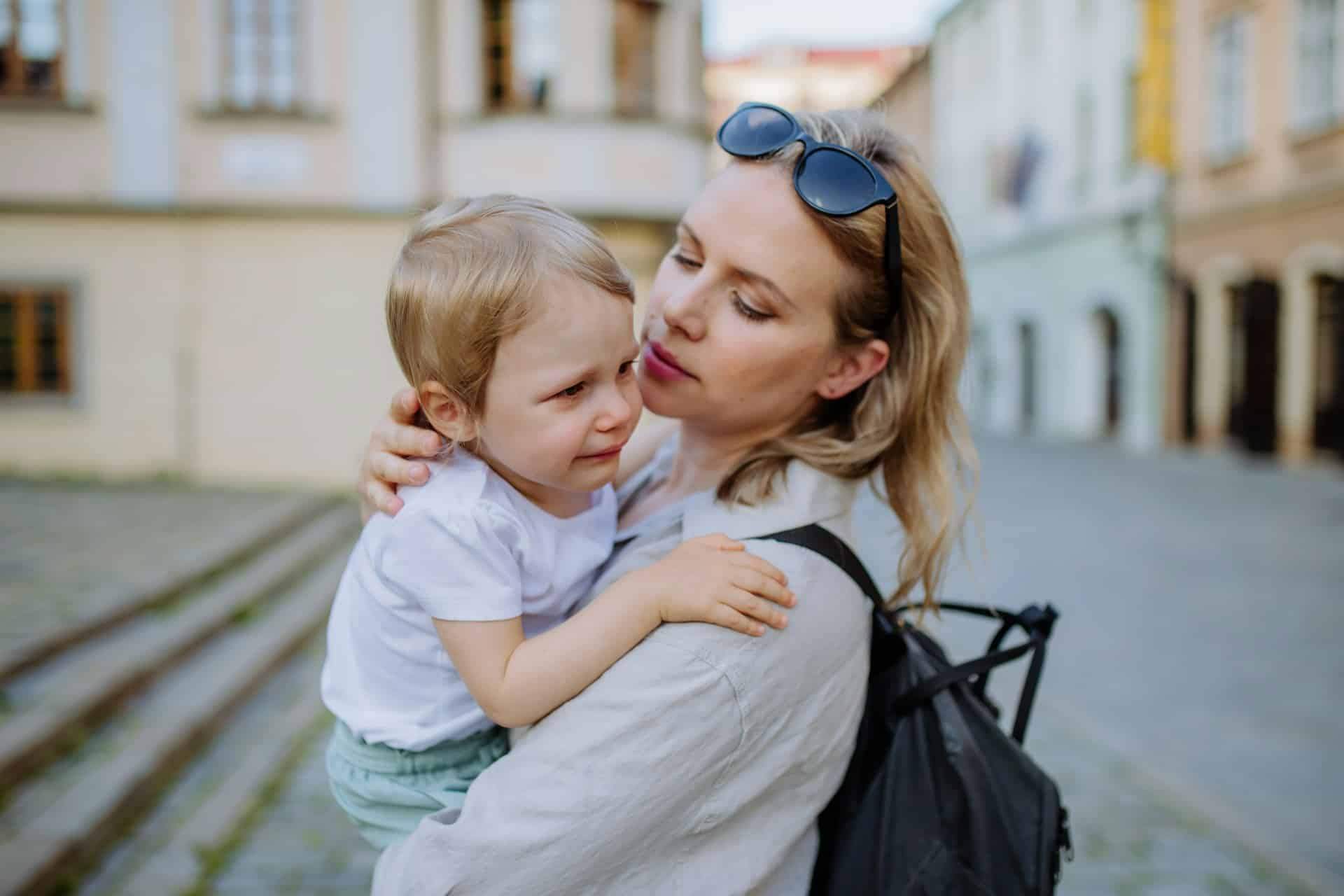 3 Gewohnheiten, durch die Eltern der Seele ihres Kindes schweren Schaden zufügen, obwohl sie es gut meinen — Familie