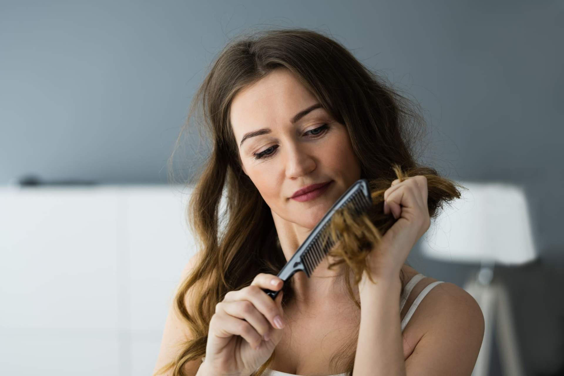5 errori che rallentano la crescita dei tuoi capelli — Capelli