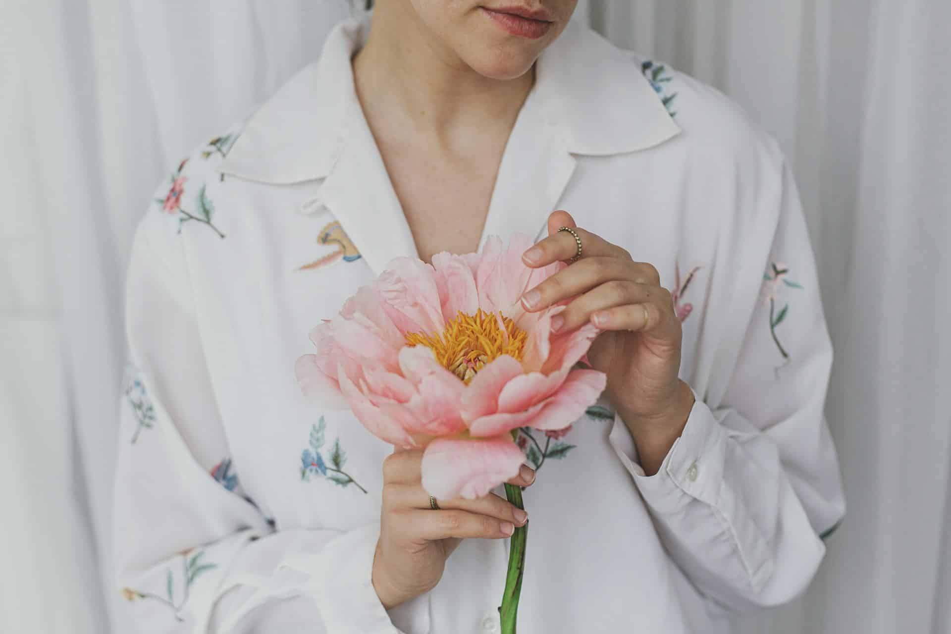 Ces symboles féminins renforcent ton intuition – expose-les chez toi — Mode de vie