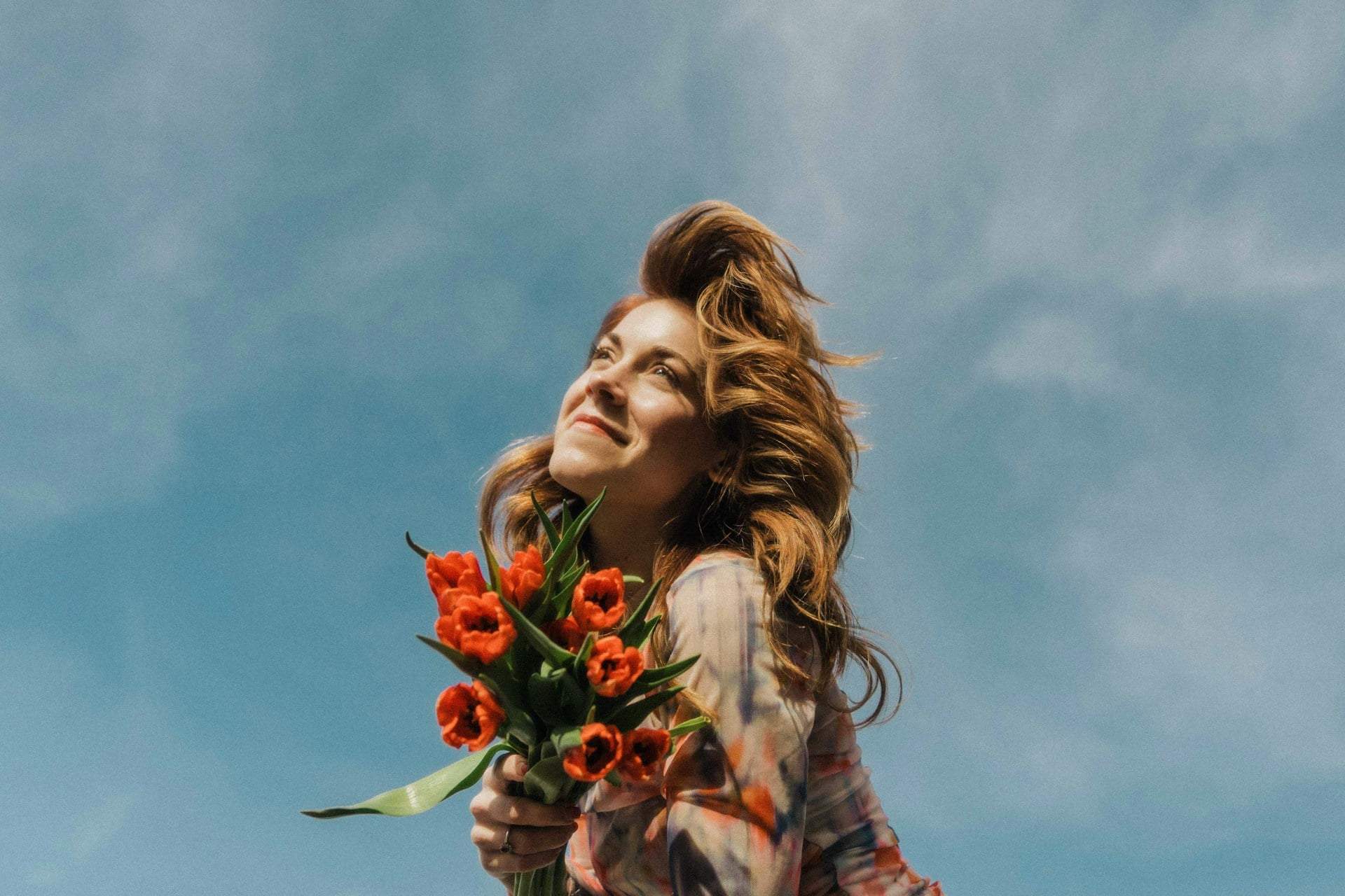 Zum Widder passt die Tulpe. Welche Blume spiegelt dein Sternzeichen am besten wider? — Lebensstil