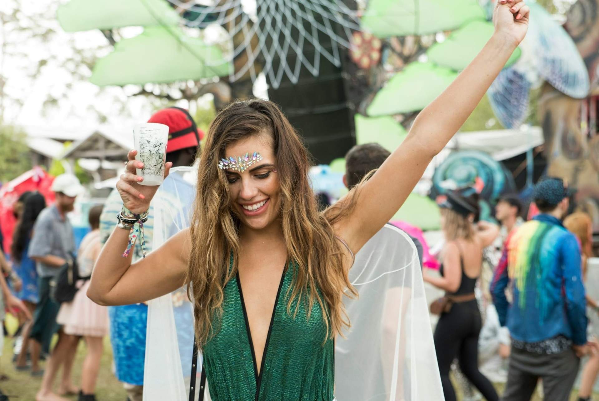Frag ruhig deine Oma: 4 bezaubernde Vintage-Accessoires für die Festivalsaison — Mode