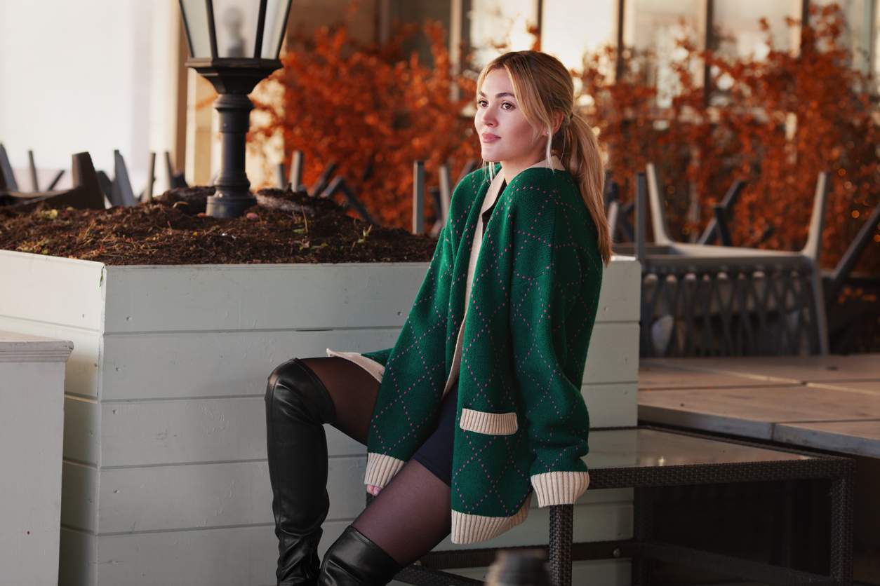 So kuschelig weich werden die Pullover-Trends im Herbst 2025 — Mode