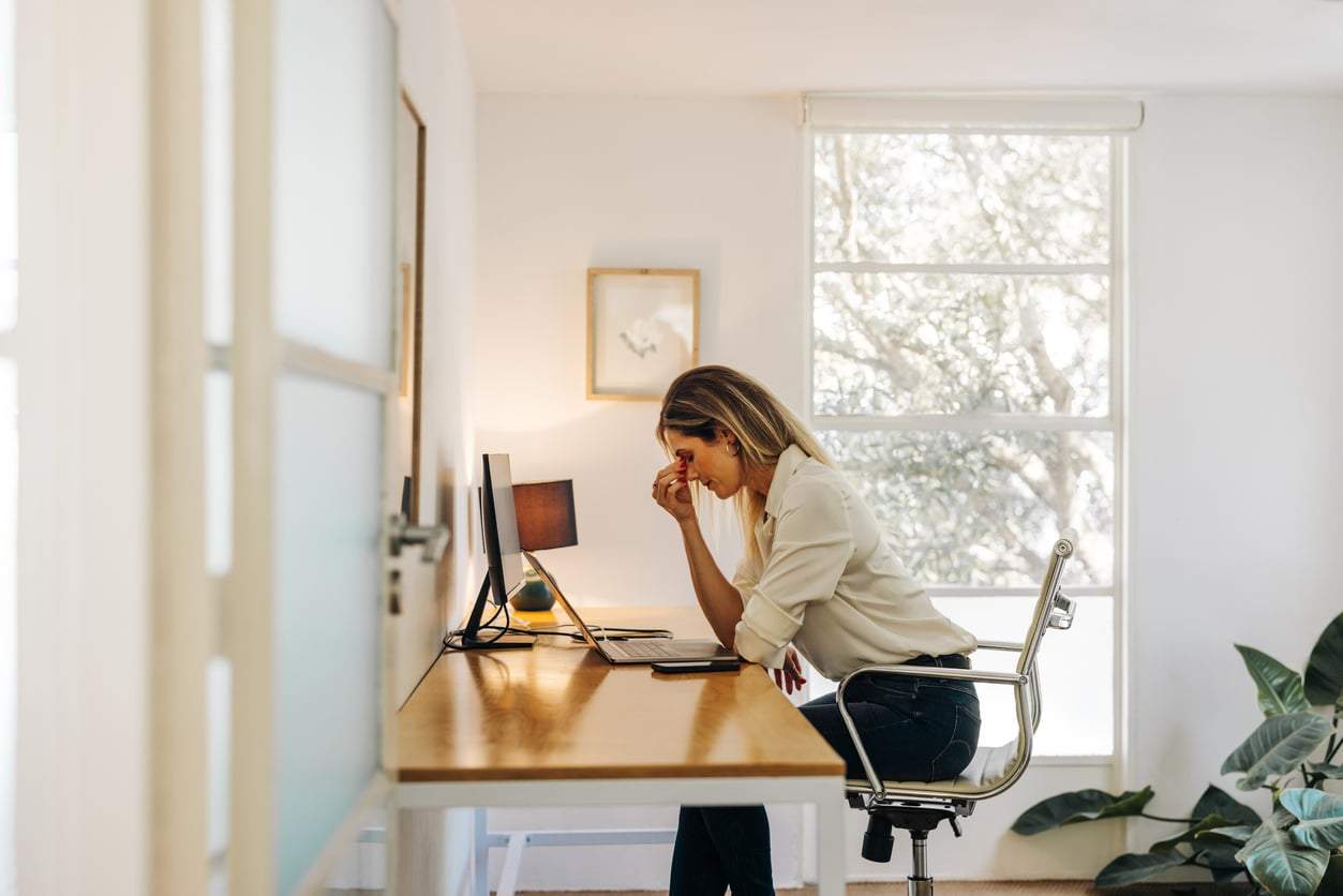 Terminez votre travail bien plus vite en éliminant ces 5 distractions — Mode de vie