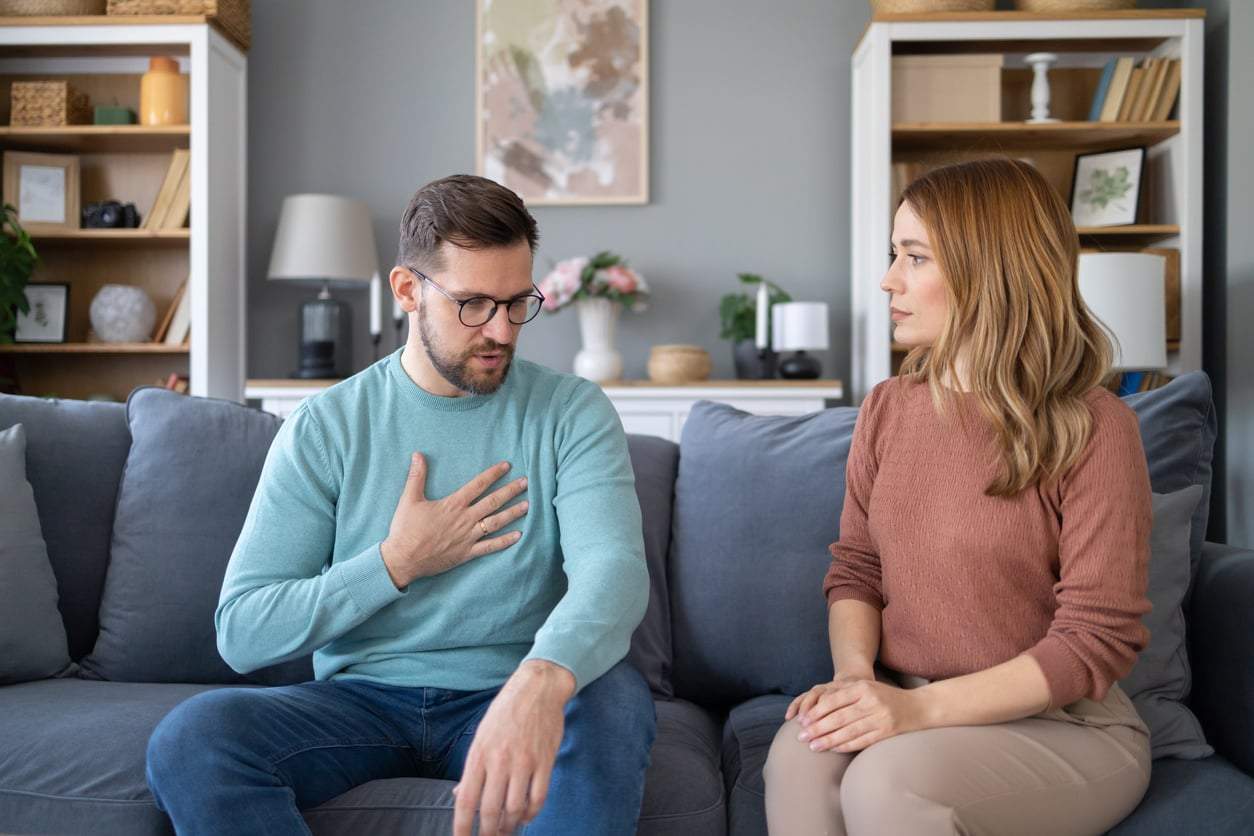 7 signes subtils qu’il est encore amoureux de son ex — Mode de vie