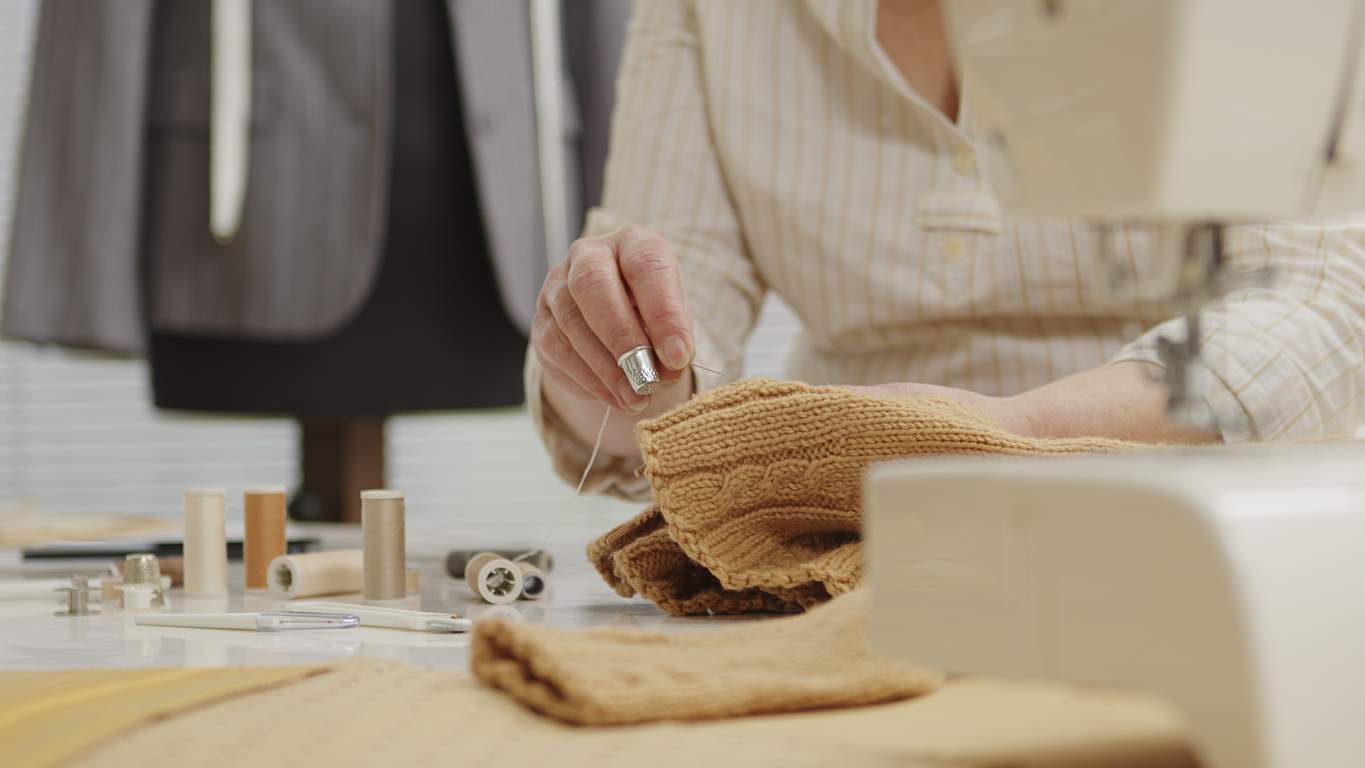 So tolle Dinge kannst du aus deinen alten Kleidern für dein Zuhause machen — Hobby