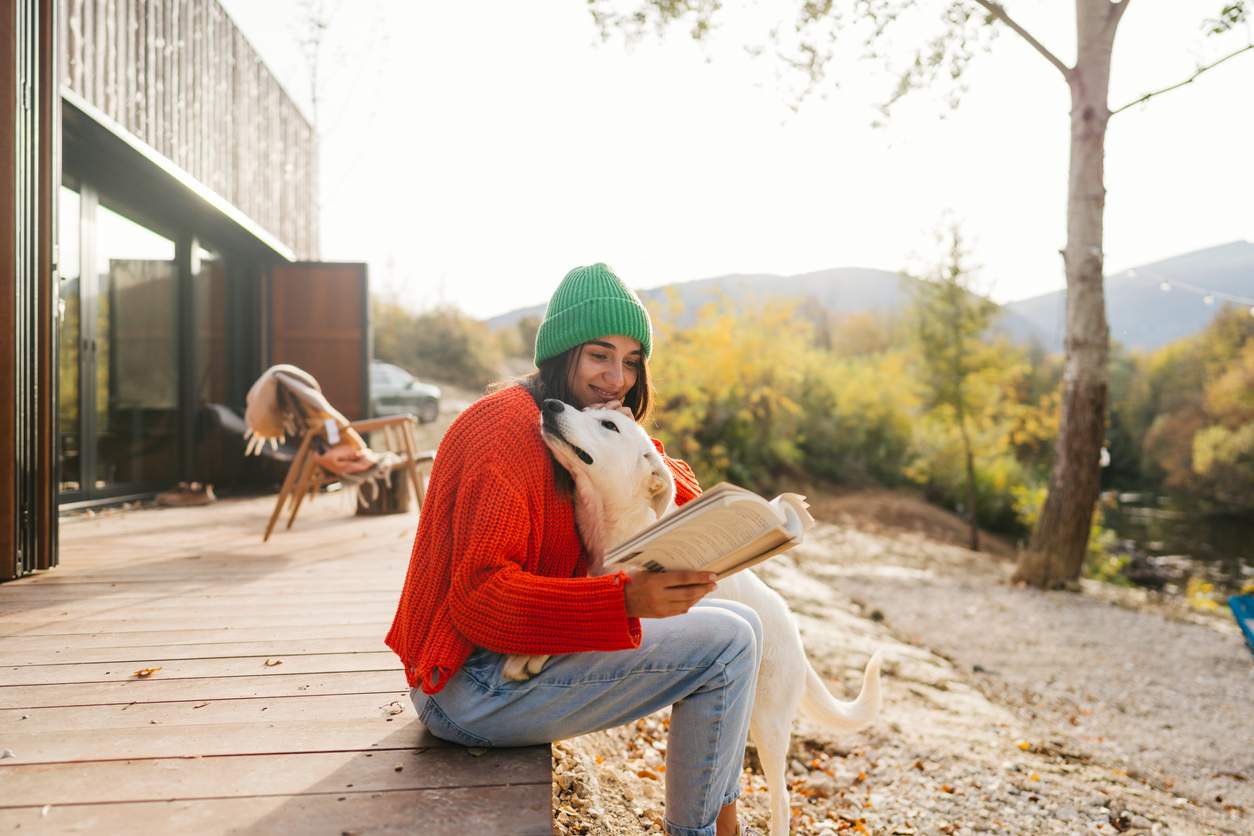Viaggia con un libro: questa nuova tendenza farà impazzire ogni amante della lettura — Tempo libero