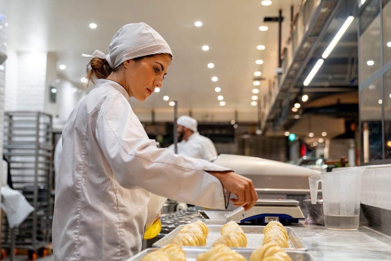 "Ho una panetteria, sono sempre sudato e coperto di farina" - Qual è la professione che idealizziamo, ma che in realtà non è così piacevole? — Matrimonio