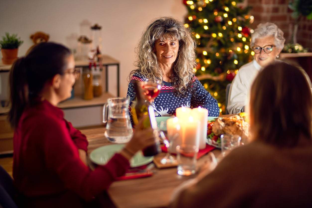 Comment je gère à Noël les membres de la famille que je préférerais éviter – sans pouvoir les fuir — Famille