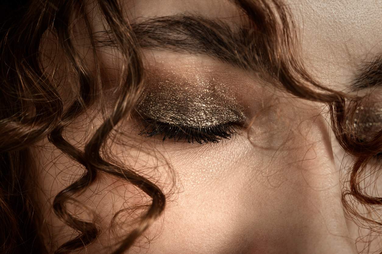 7 festliche Tages-Make-up Looks zum Verlieben — Gesicht
