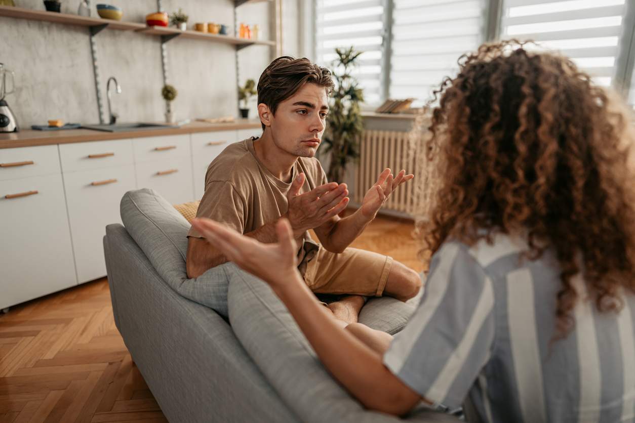 3 señales claras de que tu pareja evita el conflicto. Así puedes motivarla a colaborar — Relación