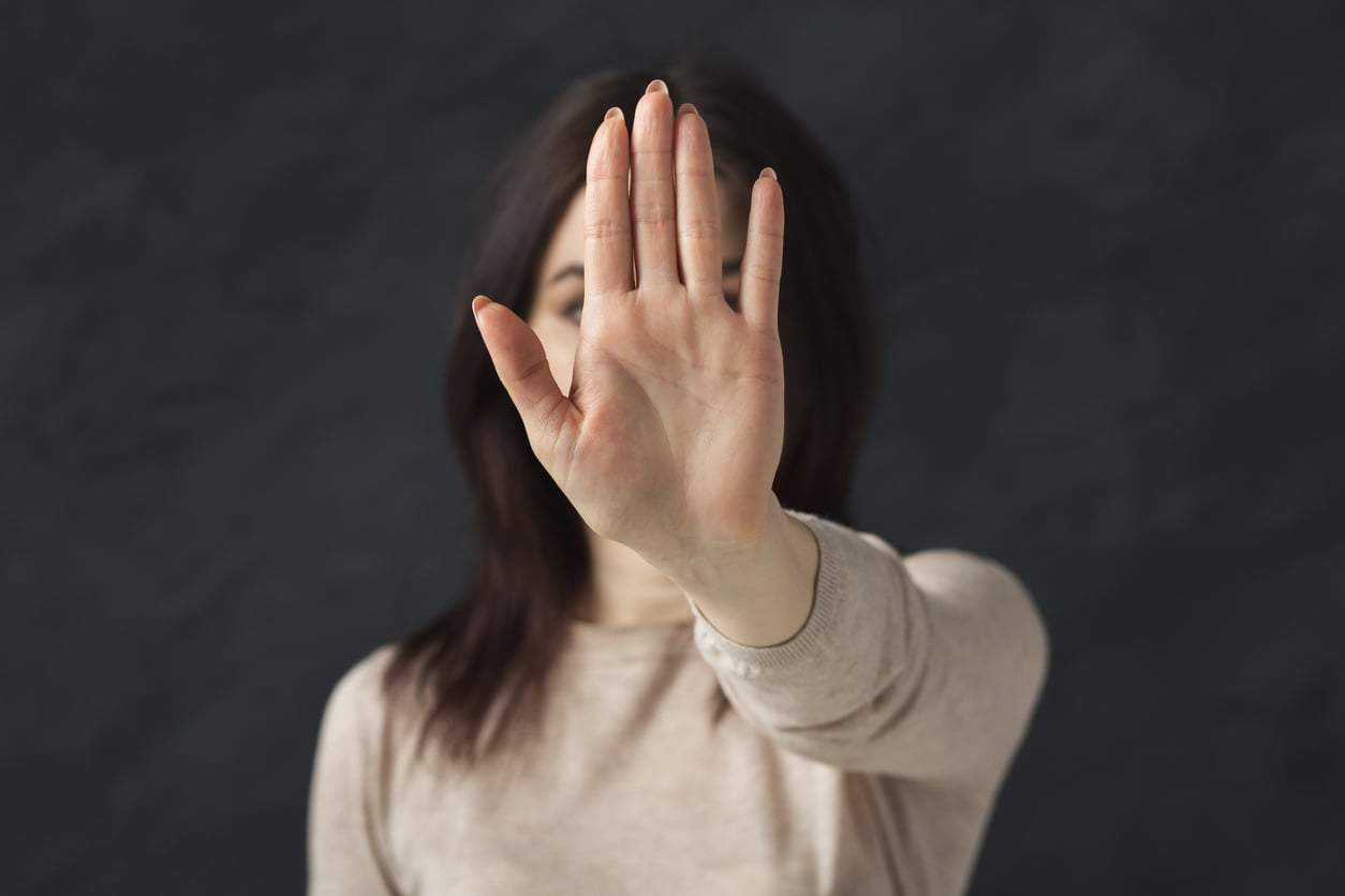 Comment refuser poliment une approche – et est-ce vraiment nécessaire ? — Mode de vie