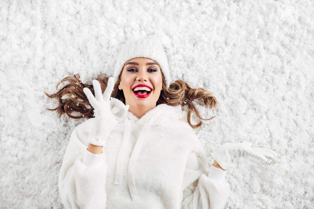 10 Make-up-Tricks, die dich im Winter frischer wirken lassen — Gesicht