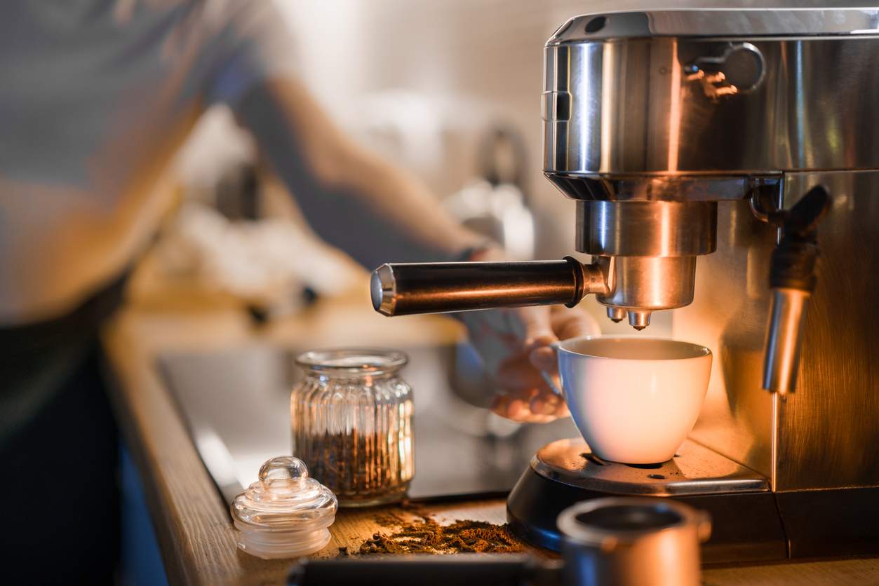 Idées cadeaux de Noël pour les amateurs de café dans cinq gammes de prix — Loisirs