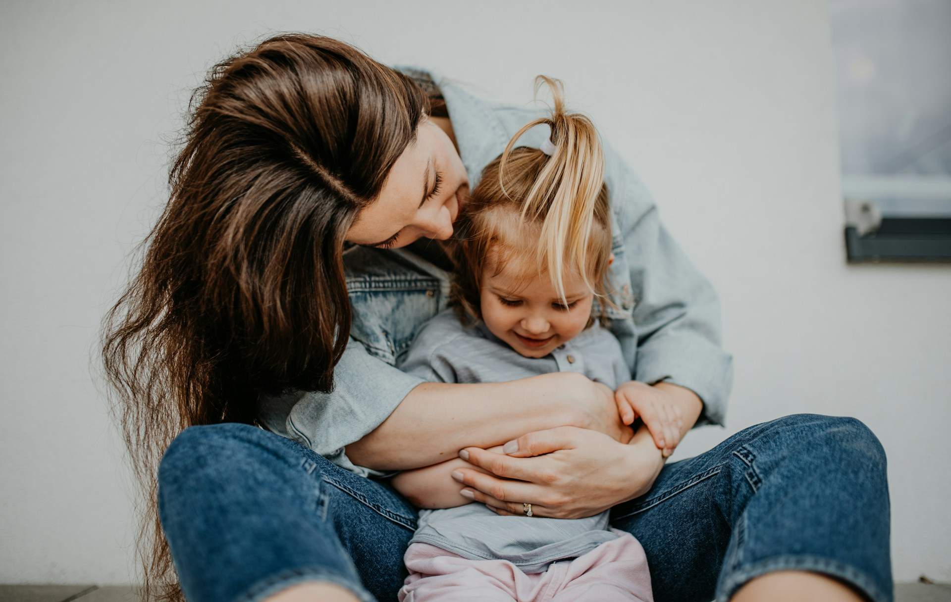 «Una settimana dopo il parto dovevo accogliere gli ospiti con un pasto caldo.» - Aspettative irrealistiche che ogni mamma deve affrontare — Famiglia