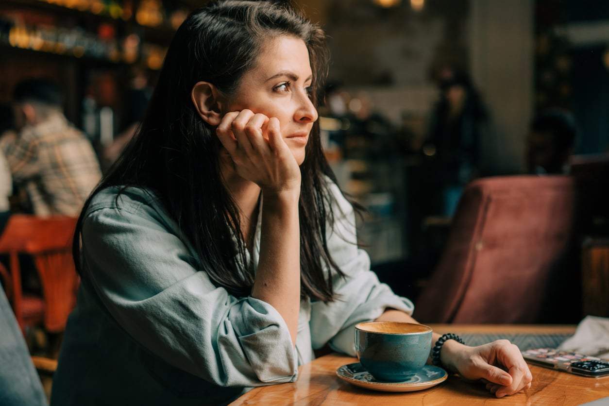 Le 6 forme nascoste dell’ansia che molte donne considerano normali — Lifestyle
