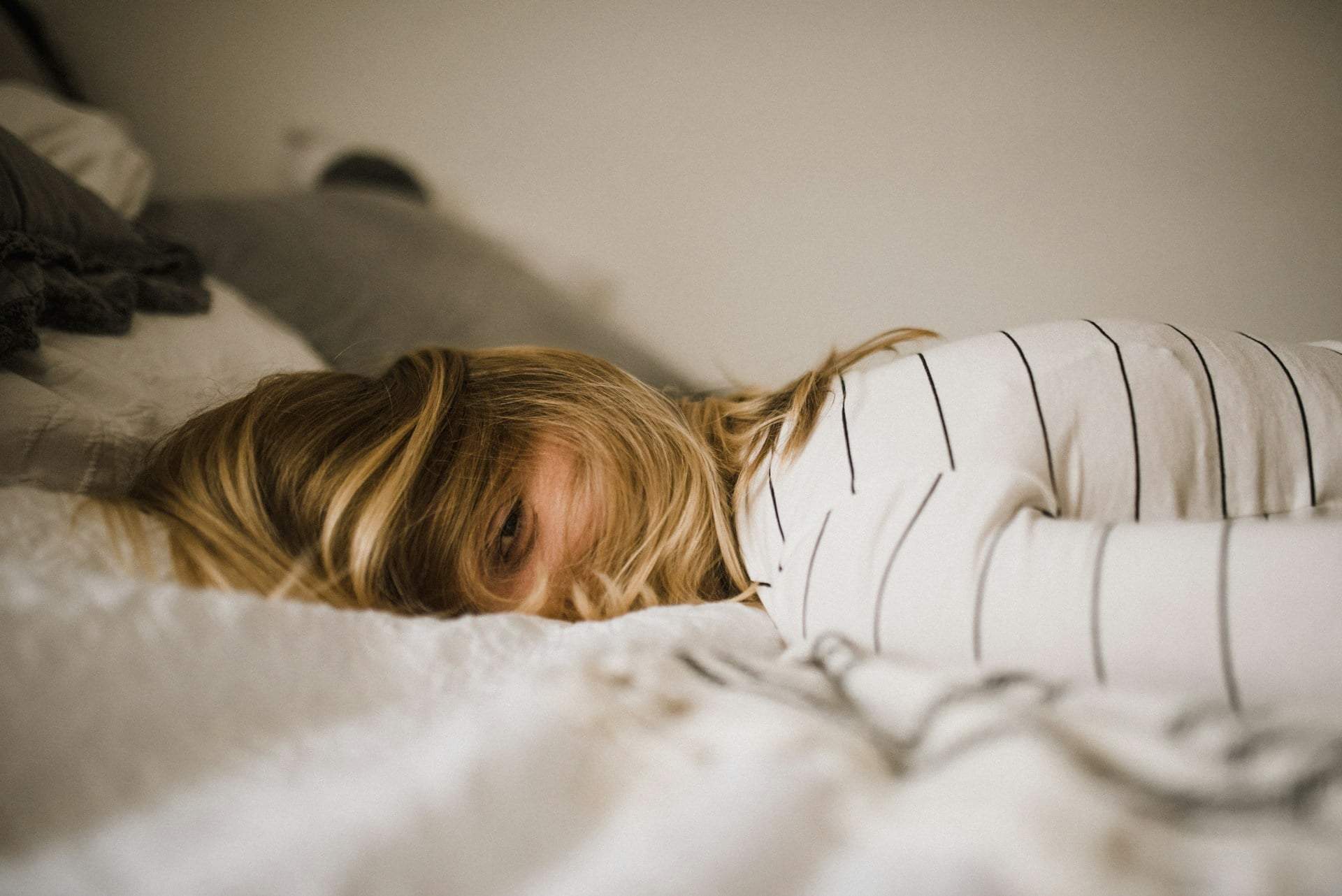 4 razones por las que eres más crítico contigo mismo que con los demás — Estilo de vida