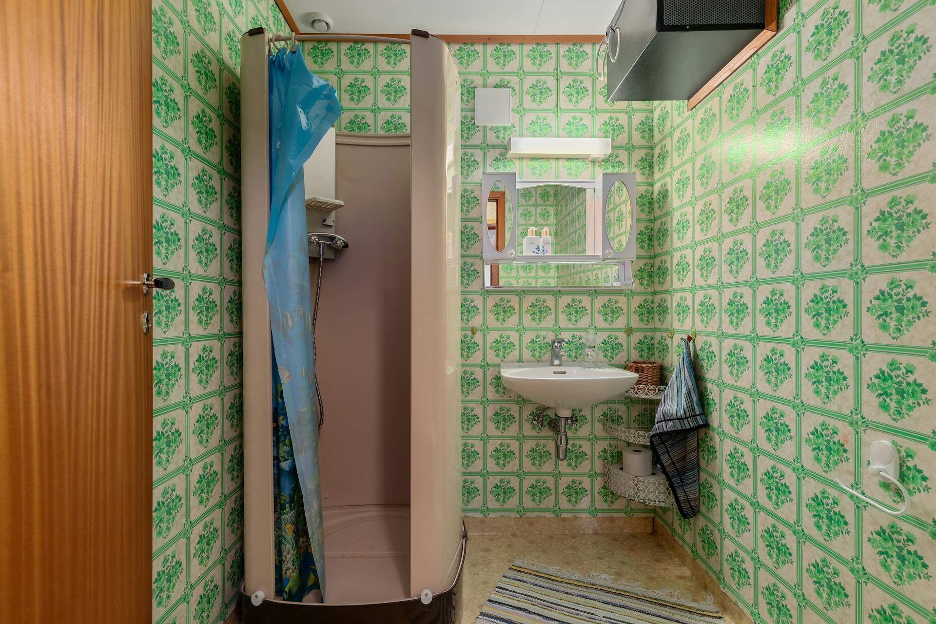 5 dettagli che fanno sembrare il tuo bagno antiquato – vale la pena considerare un restyling — Arredo