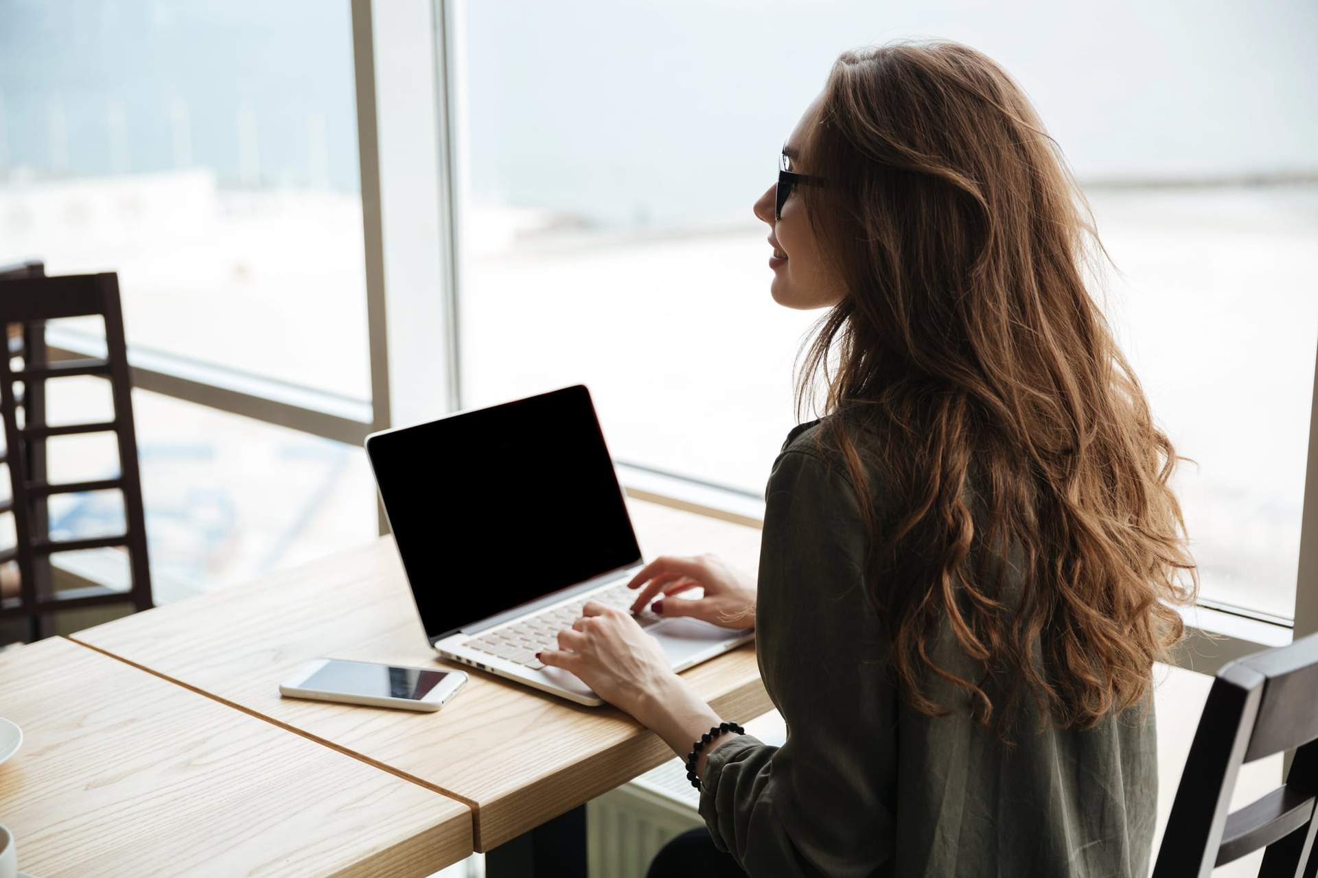 Esto te espera en el trabajo este febrero, según tu signo zodiacal — Estilo de vida