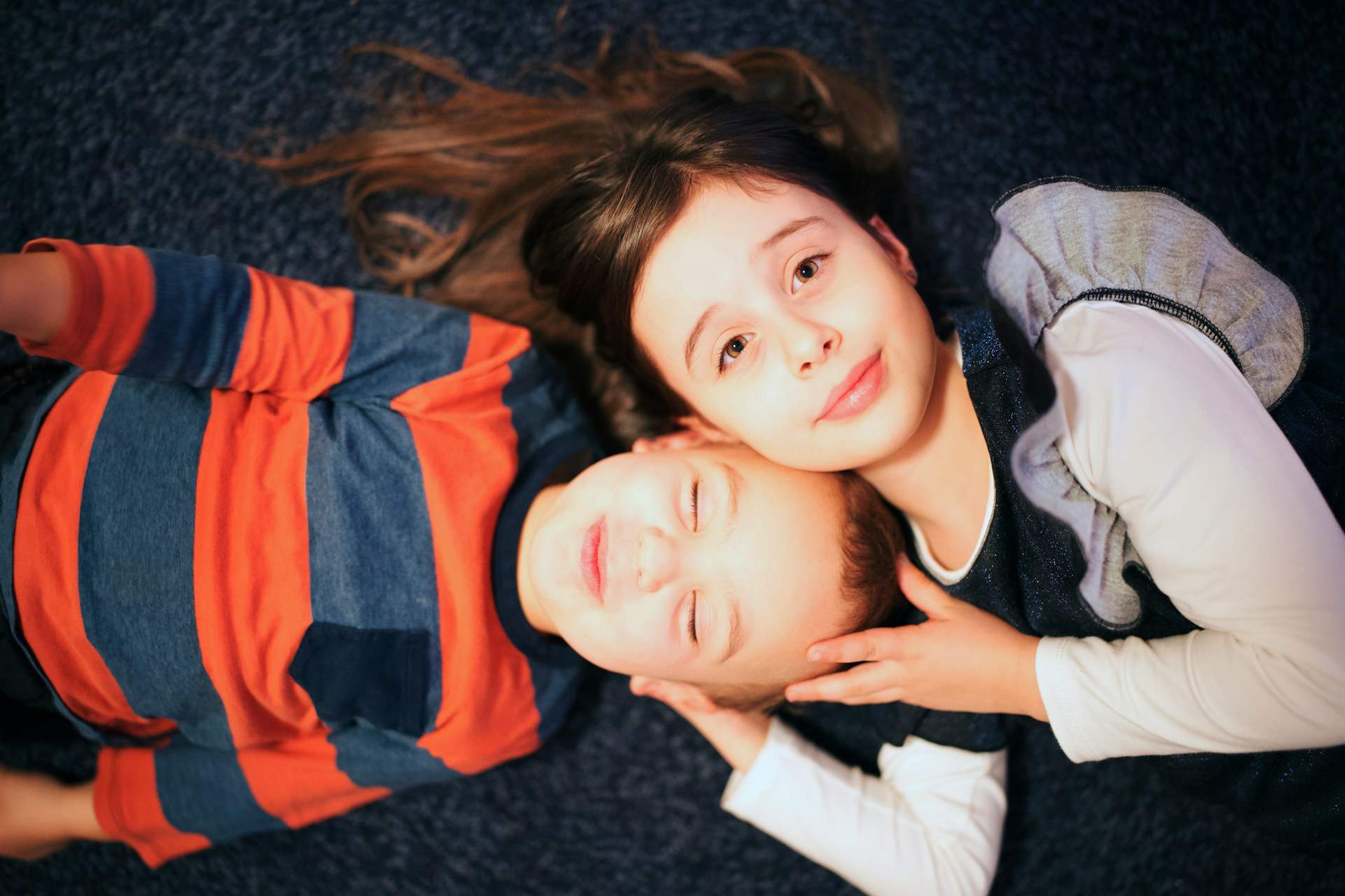 «Prima voglio una femmina, perché lei si prenderà cura dei fratelli.» – Lo sfruttamento delle donne inizia già da bambine — Famiglia