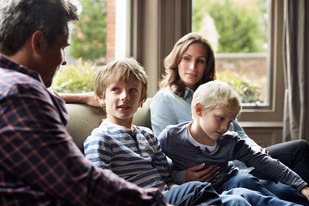 5 Verhaltensmuster, die deine Liebsten davon abhalten, ehrlich zu dir zu sein — Familie