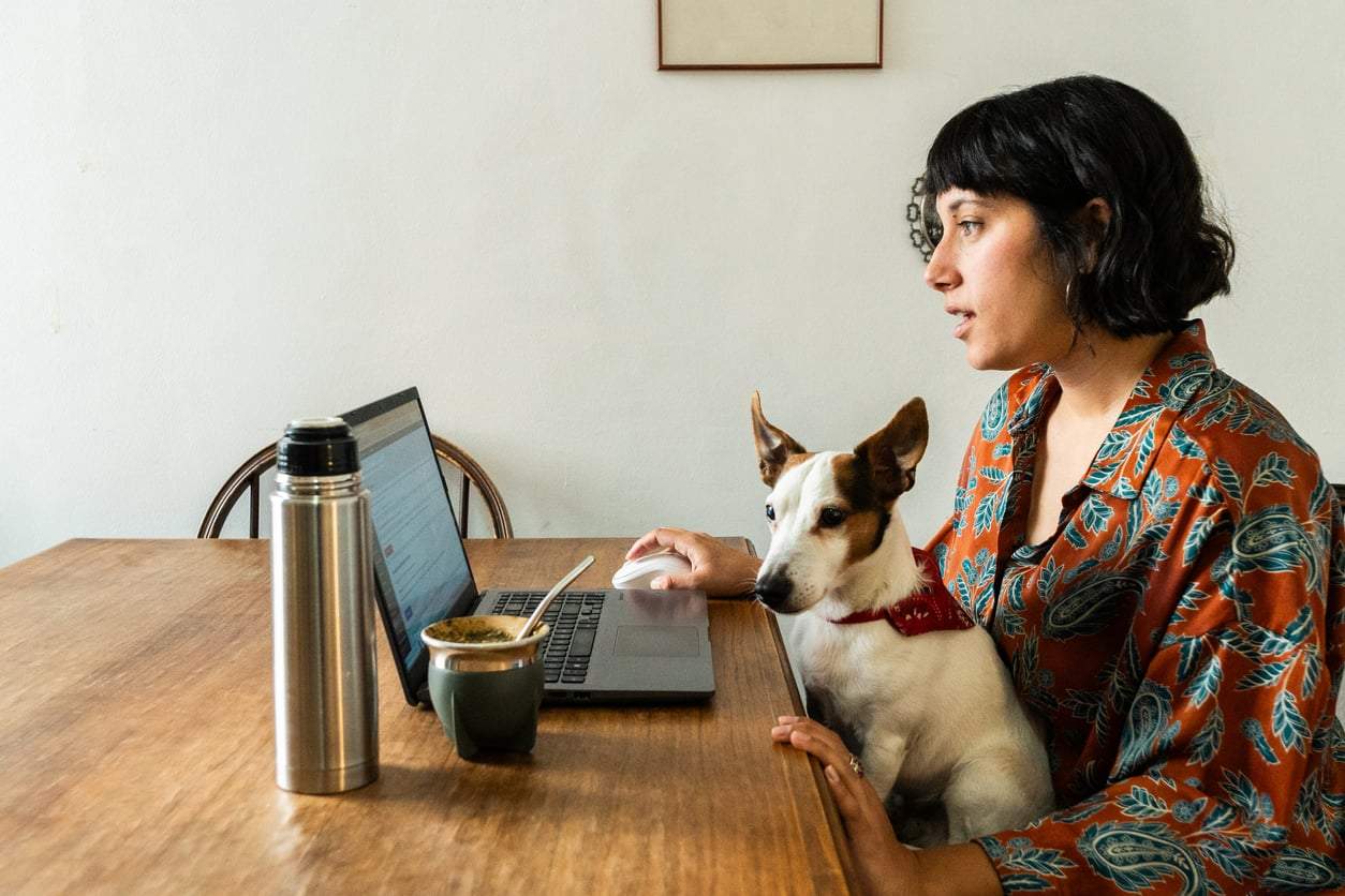 5 comportamenti dei Millennial che fanno impazzire le altre generazioni — Lifestyle