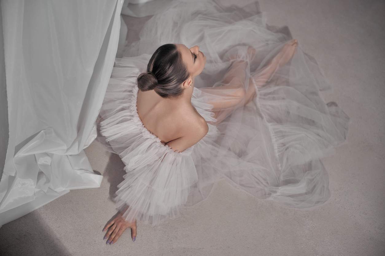 Renueva tu armario con las tendencias de color 2026: La elegancia de Cloud Dancer — Moda