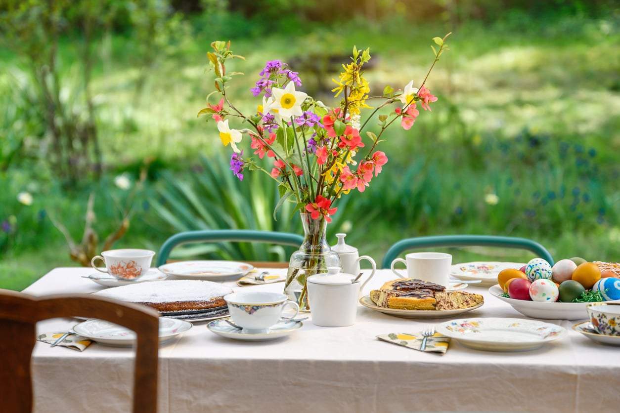5+1 idées déco cosy pour Pâques à réaliser dans ton jardin ou sur ta terrasse — Décoration