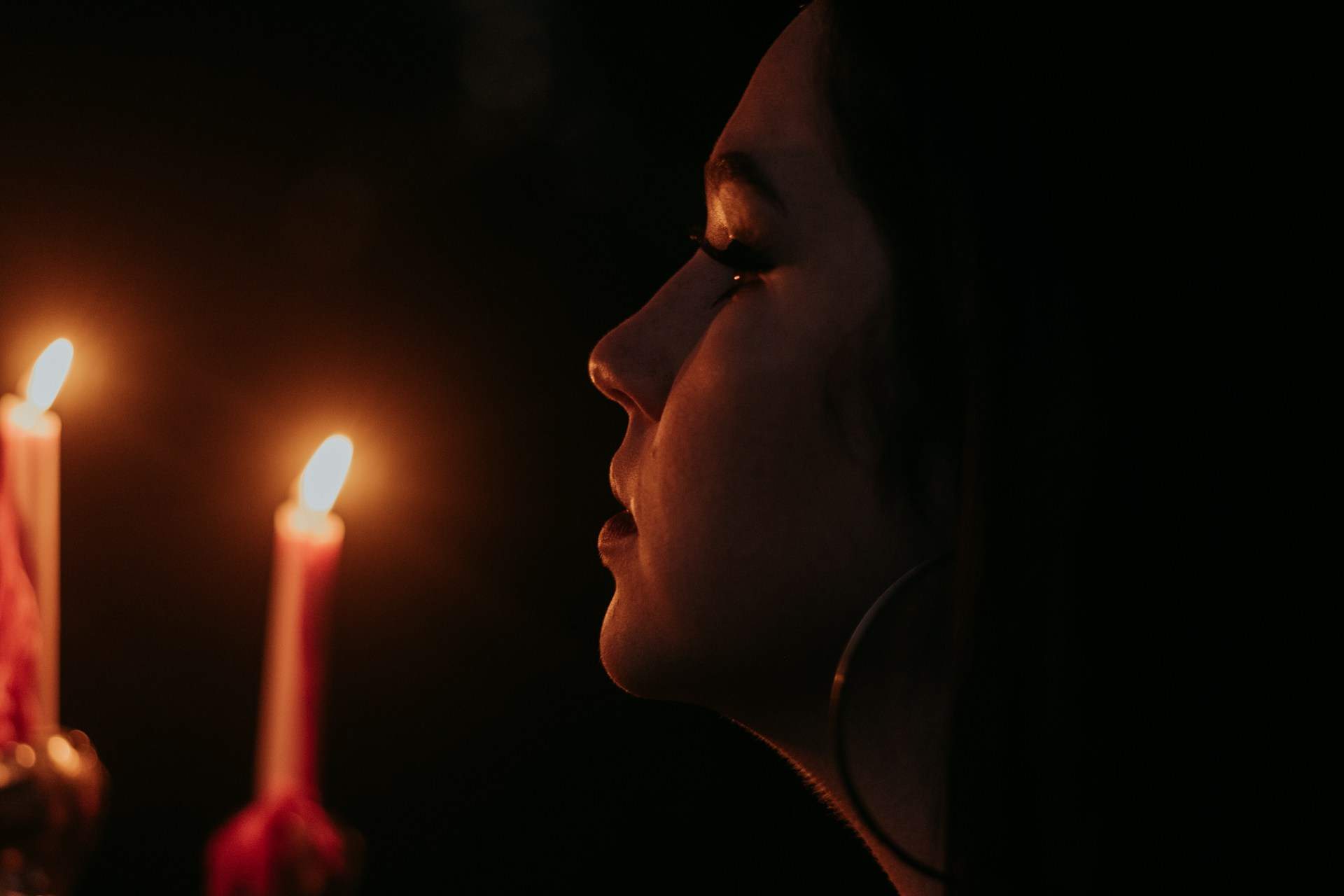 „Meine Großmutter ist gestorben und erschien mir vor dem Einschlafen.“ – 10 Frauen erzählen von ihren ungewöhnlichsten spirituellen Erlebnissen — Lebensstil