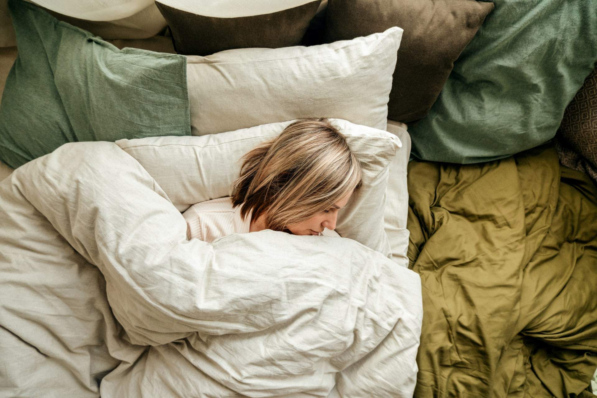 Pourquoi vous dormez mal après 30 ans — et comment y remédier vraiment — Santé