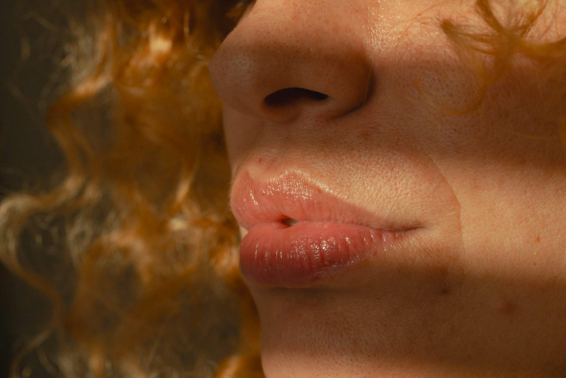 „Ich denke beim Sex an meinen ekligen Ex-Chef" – Ist es normal, sich jemand anderen vorzustellen? — Liebe