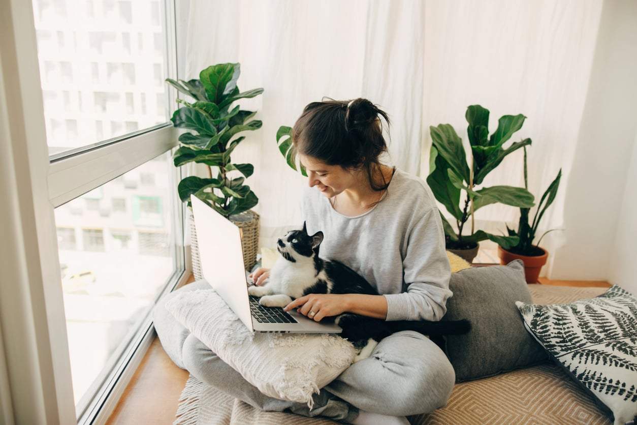 Chi lavora alla luce naturale rende il 18% in più - 10 metodi di lavoro primaverili da provare subito — Lifestyle