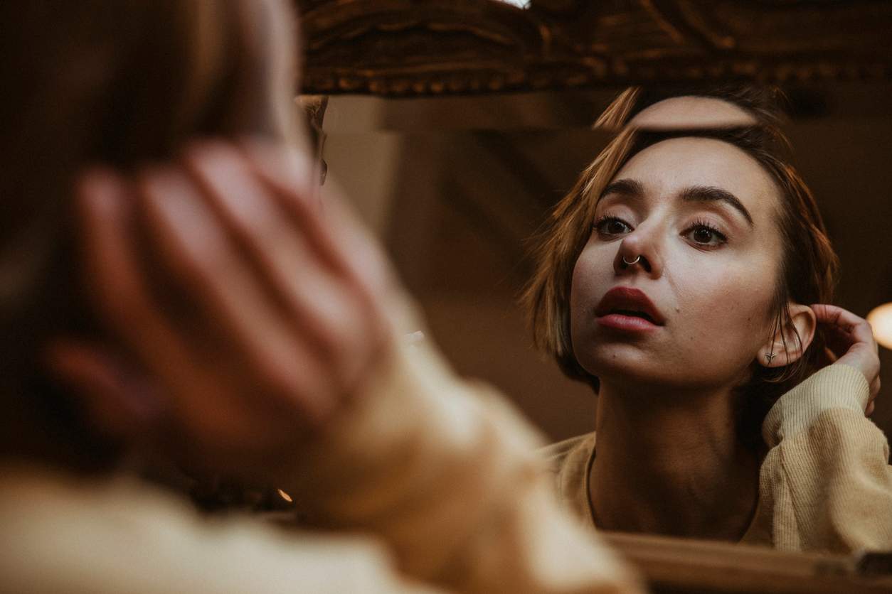8 Self-Reflection Questions Every Woman Should Ask Herself at Least Once a Month — Lifestyle