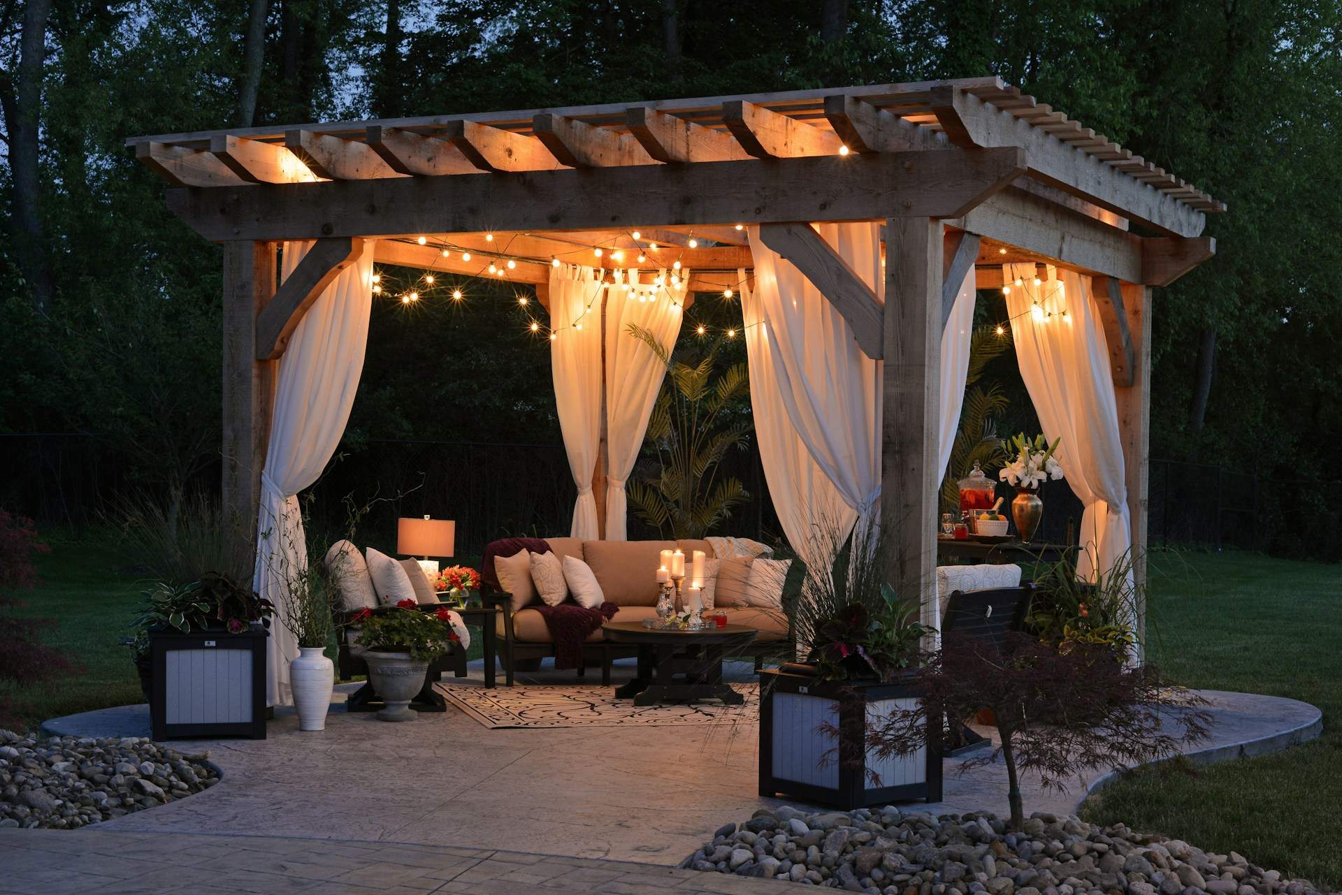 How to Create Outdoor Zones That Make Your Garden Both Beautiful and Actually Livable — Garden & terrace