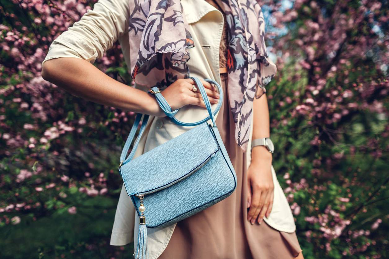 10 petites choses à toujours avoir dans son sac qui peuvent vraiment sauver ta journée — Santé