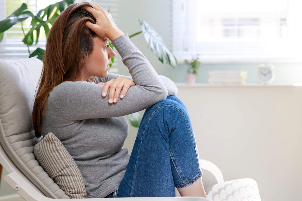 5 señales de que es hora de soltar a alguien o algo, aunque duela — Estilo de vida