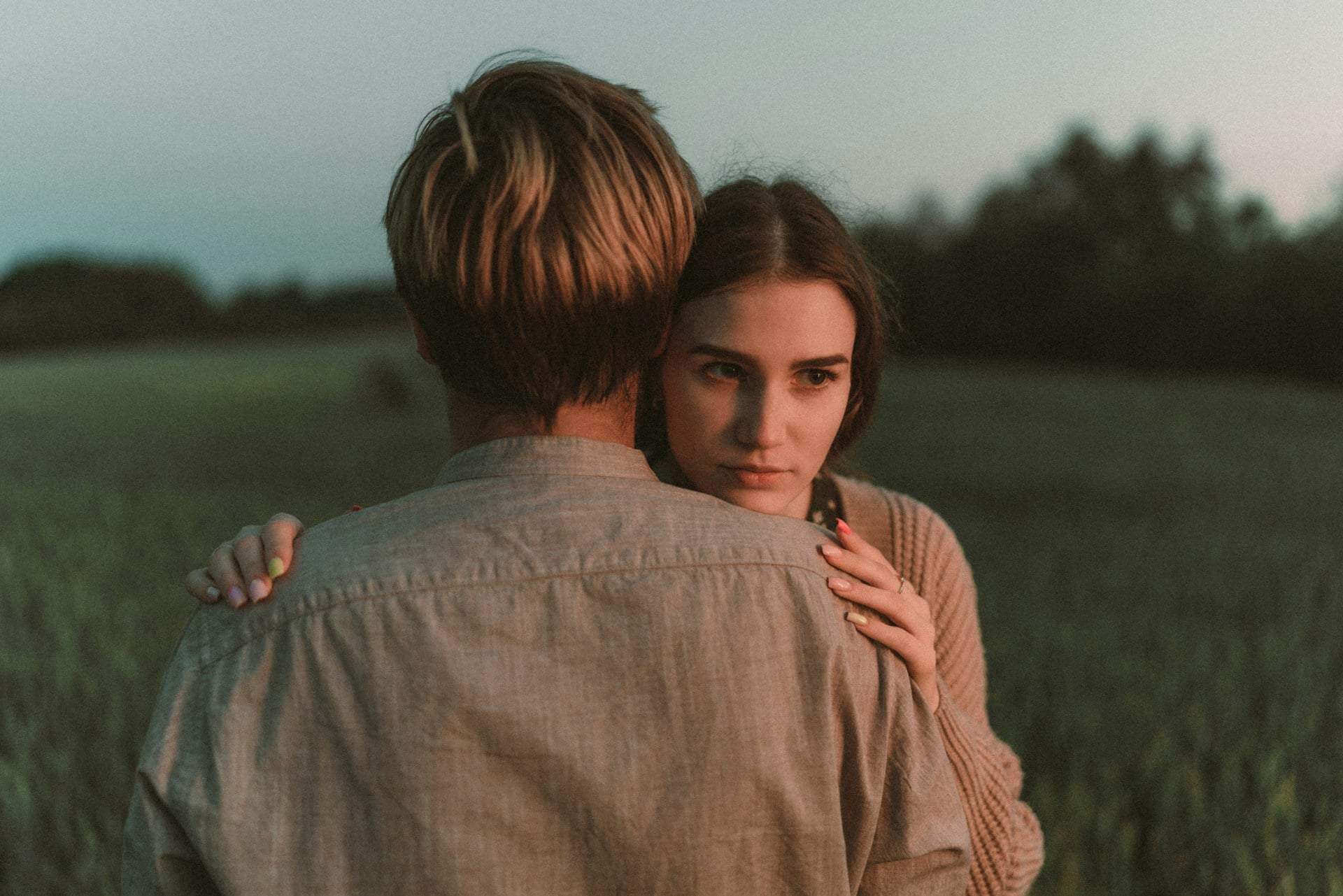 « La monogamie, c'est la mort du désir » – Le jour où j'ai compris que je n'étais pas fait(e) pour l'exclusivité — Relation