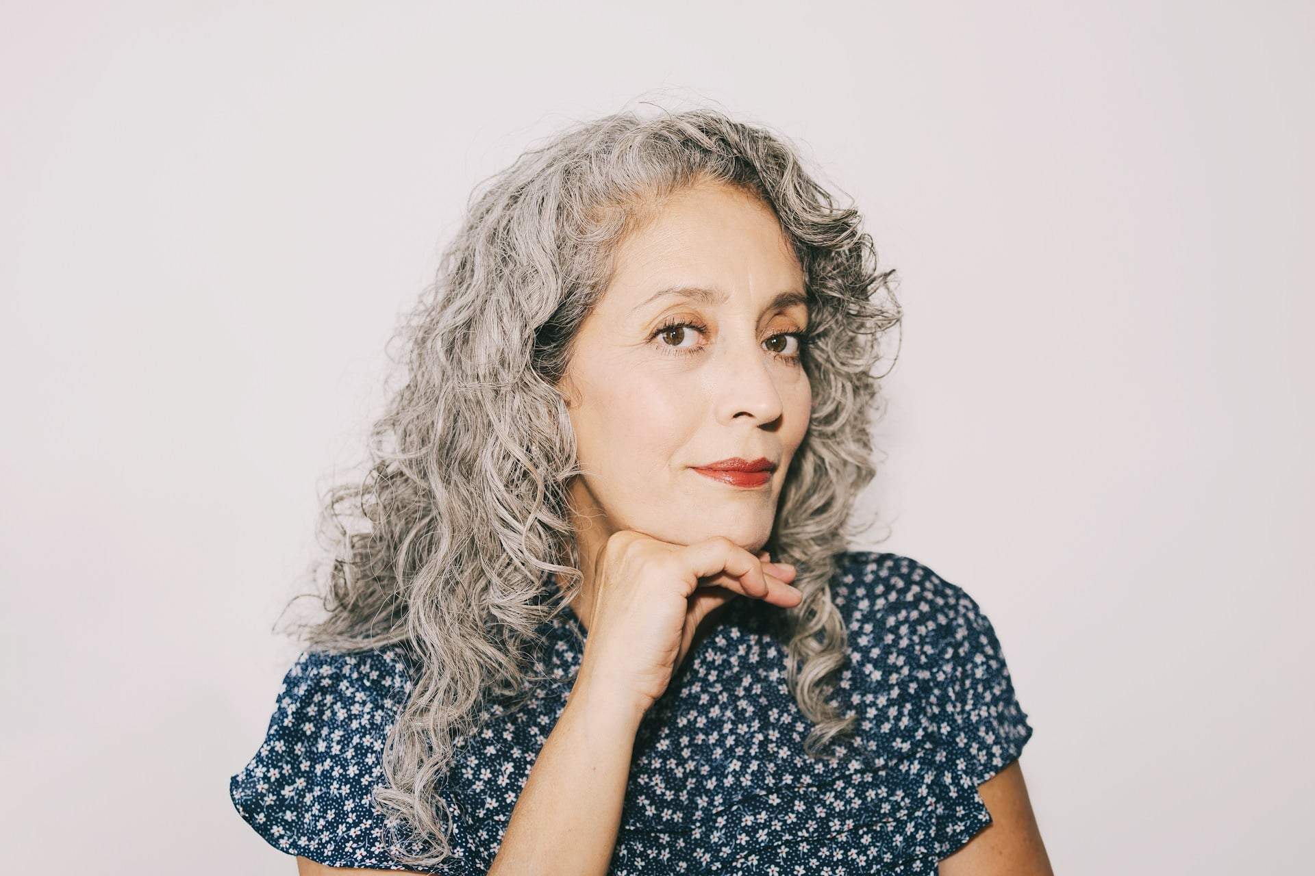 "I've outgrown my marriage and burned out on my career." Why women's midlife crisis hits differently — Lifestyle